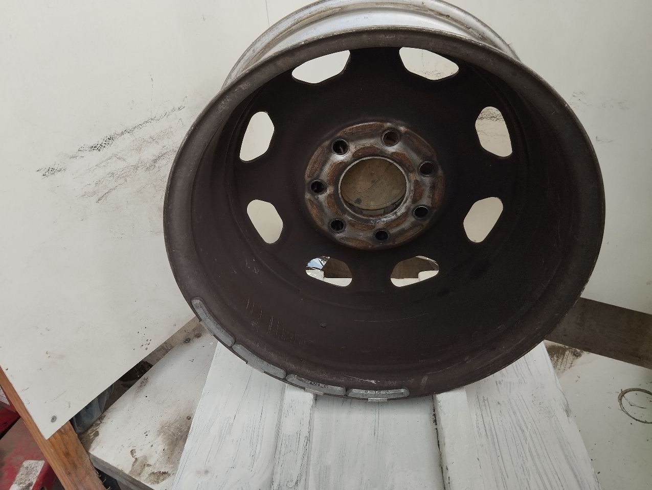 Part image 3