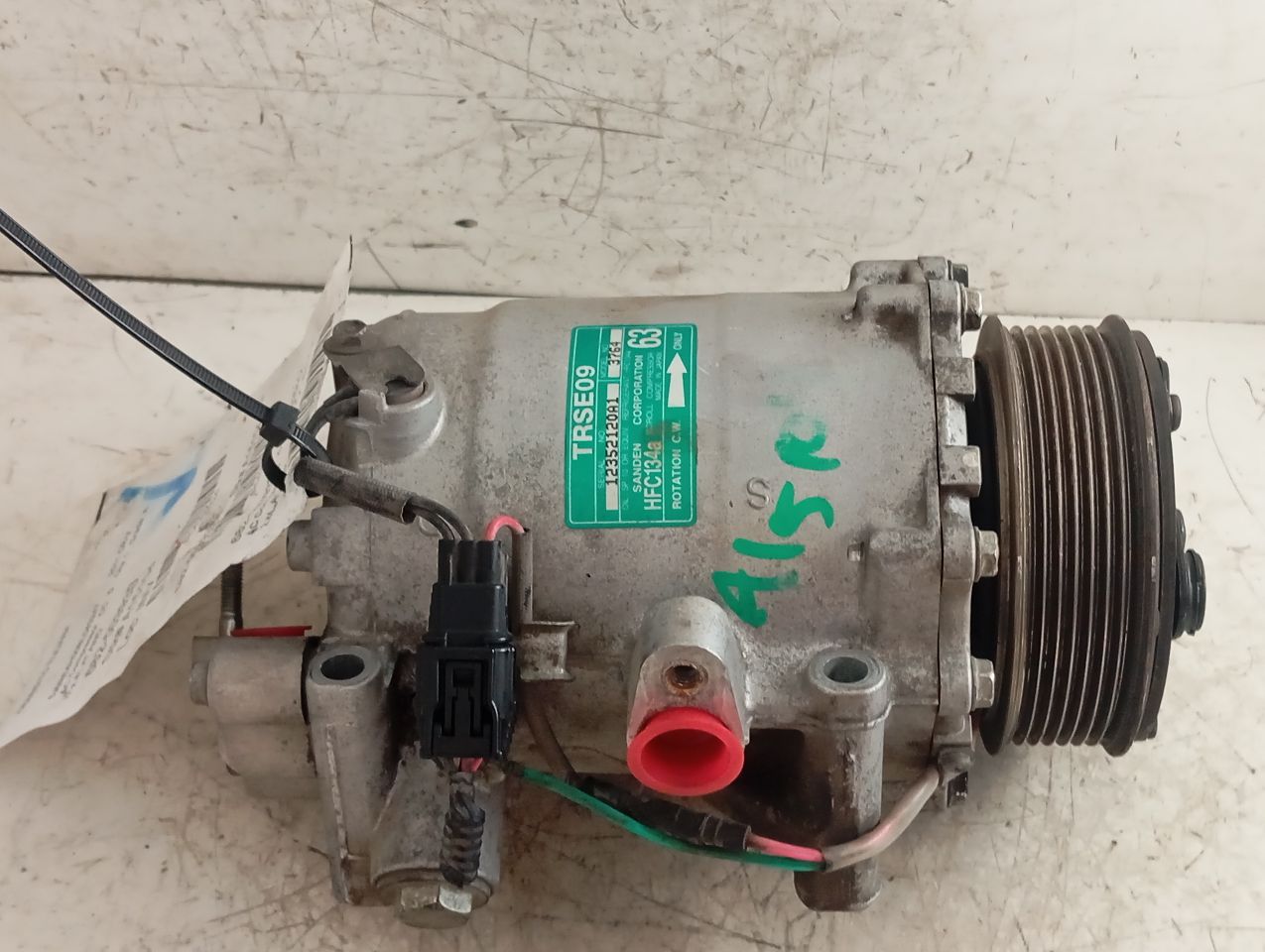Part image 8