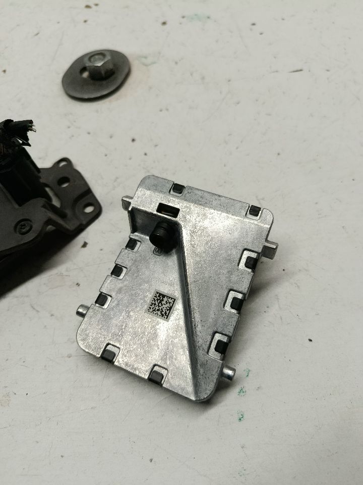 Part image 5