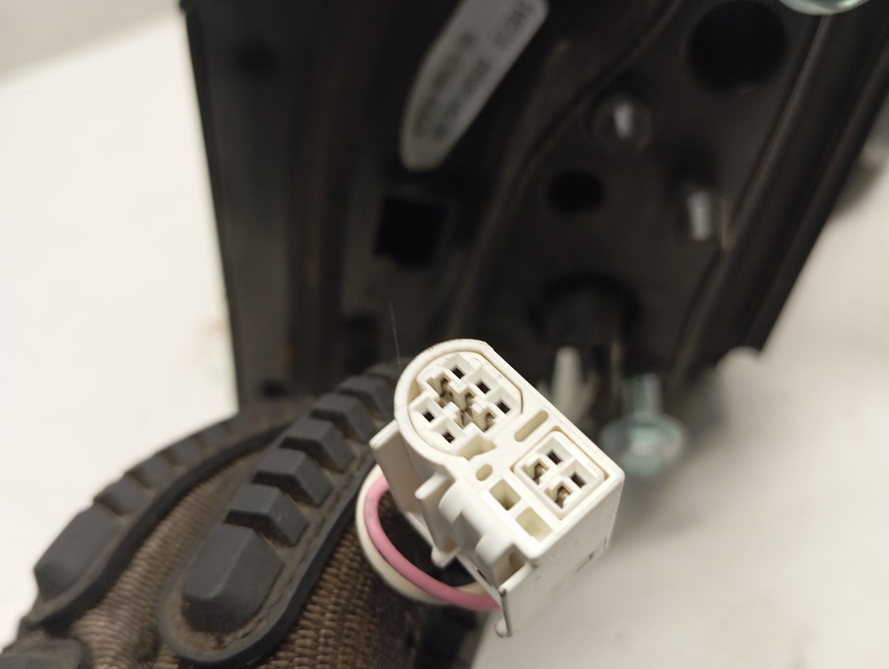 Part image 7