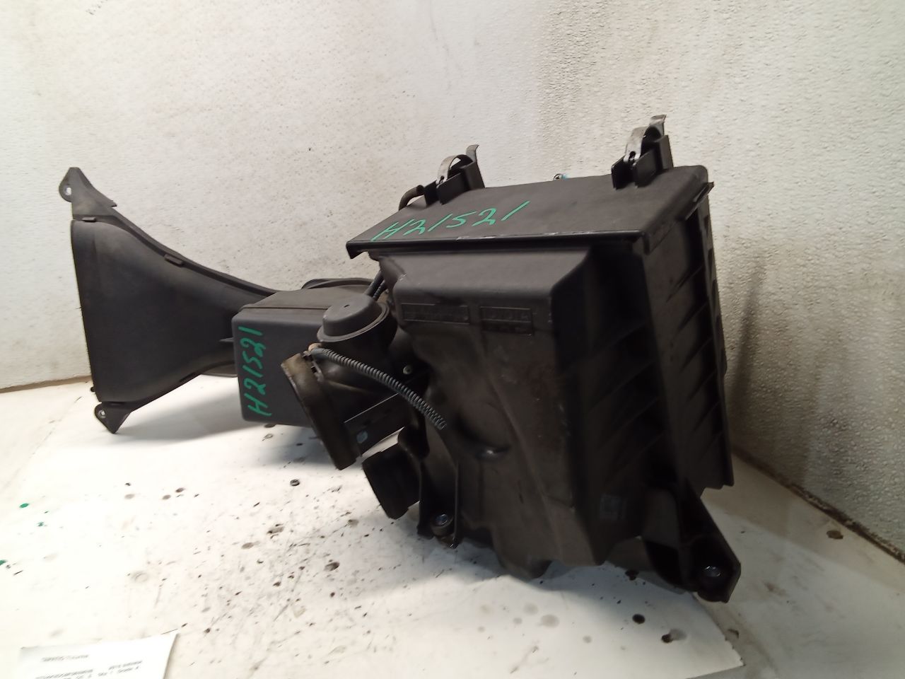 Part image 4