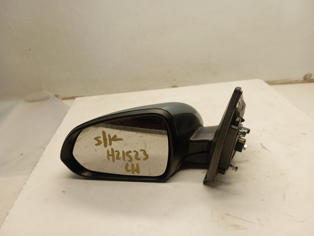 Part image 1
