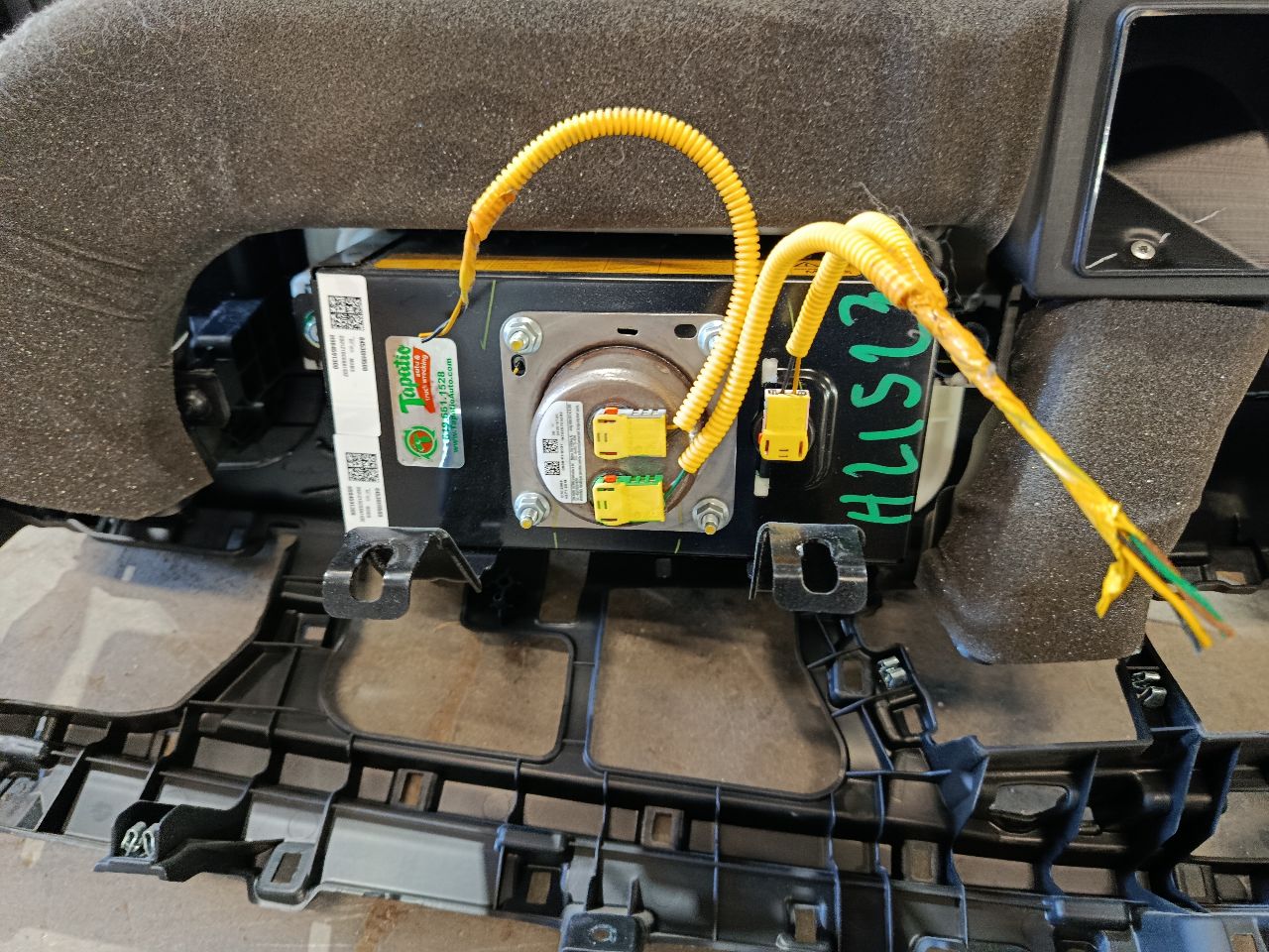 Part image 6