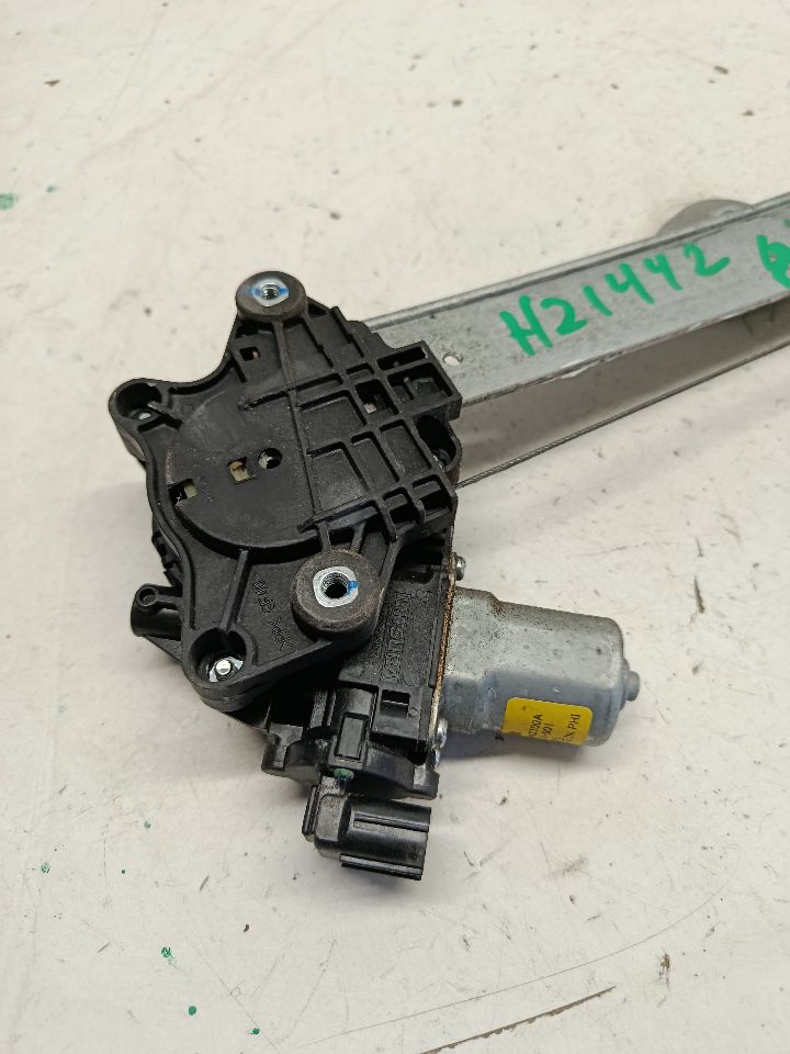 Part image 3