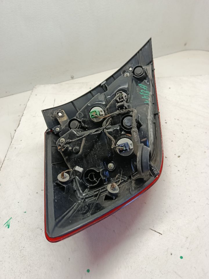 Part image 8