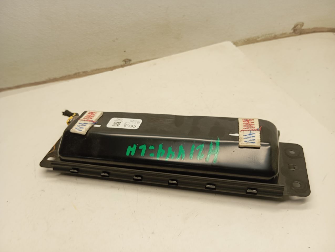 Part image 3