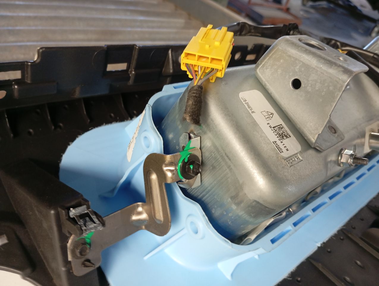 Part image 6