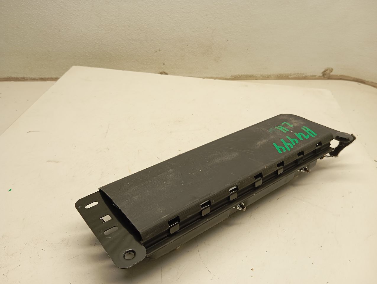 Part image 6
