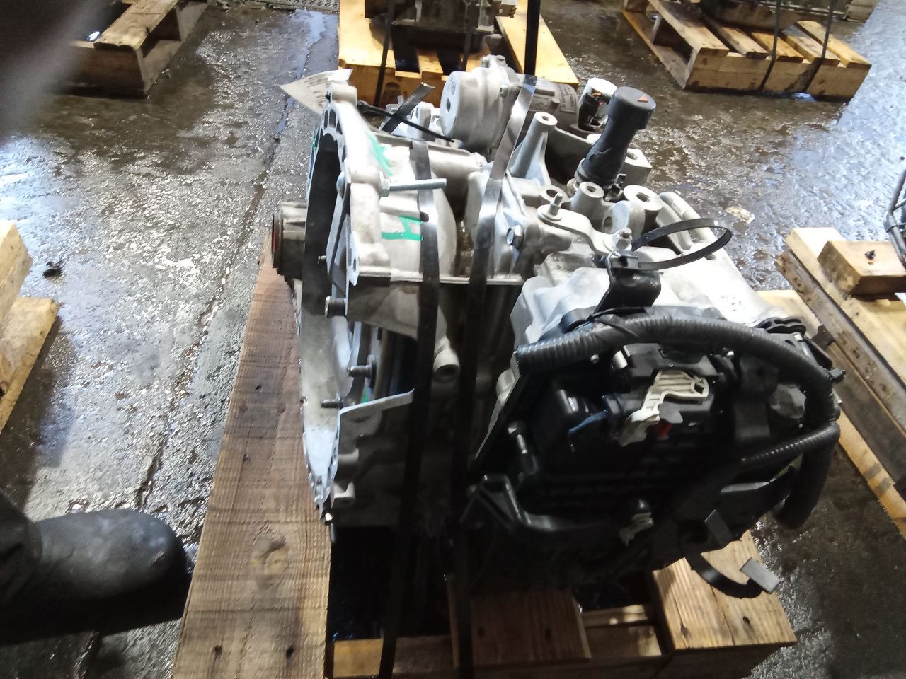 Part image 5