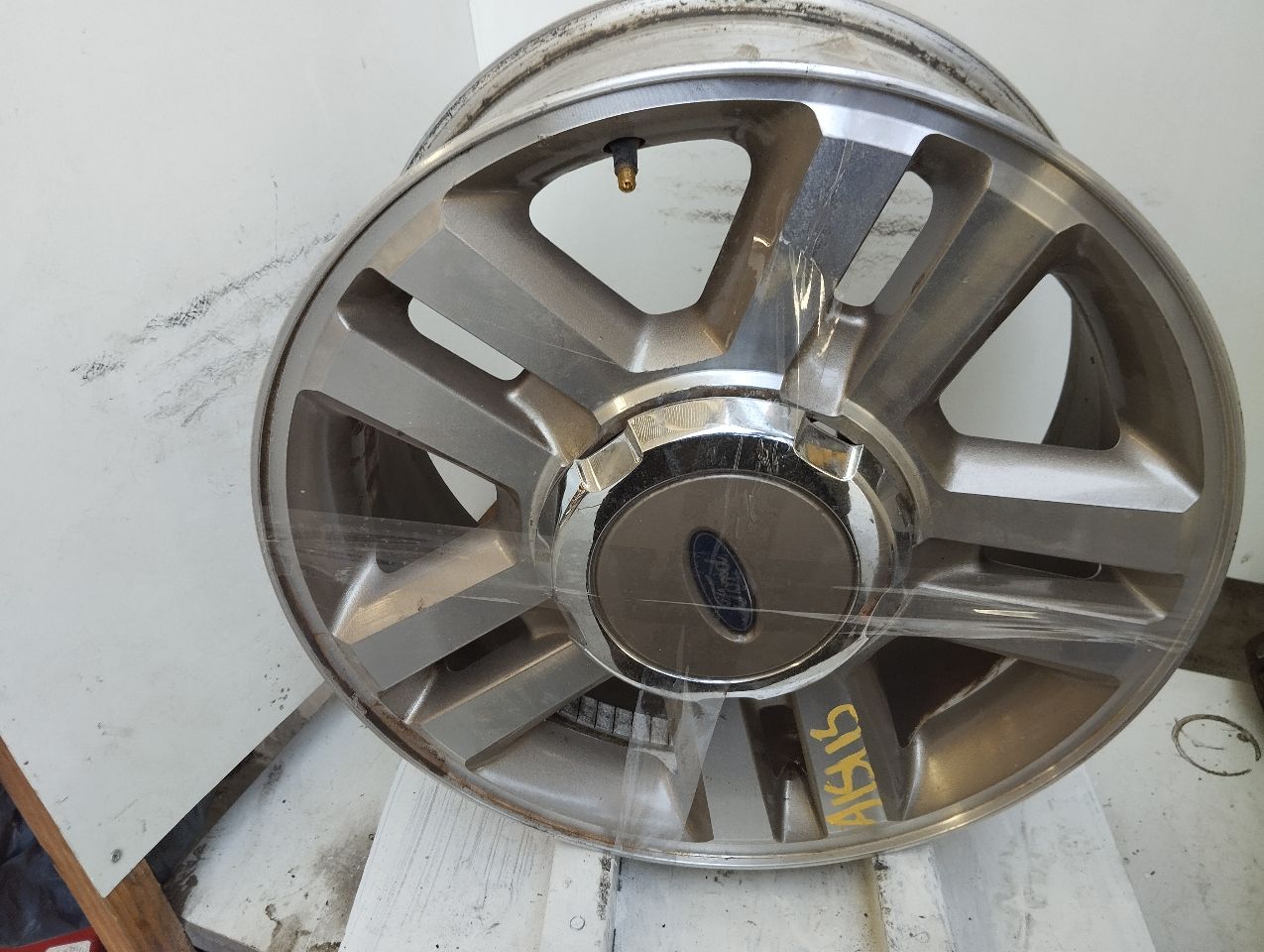 Part image 2