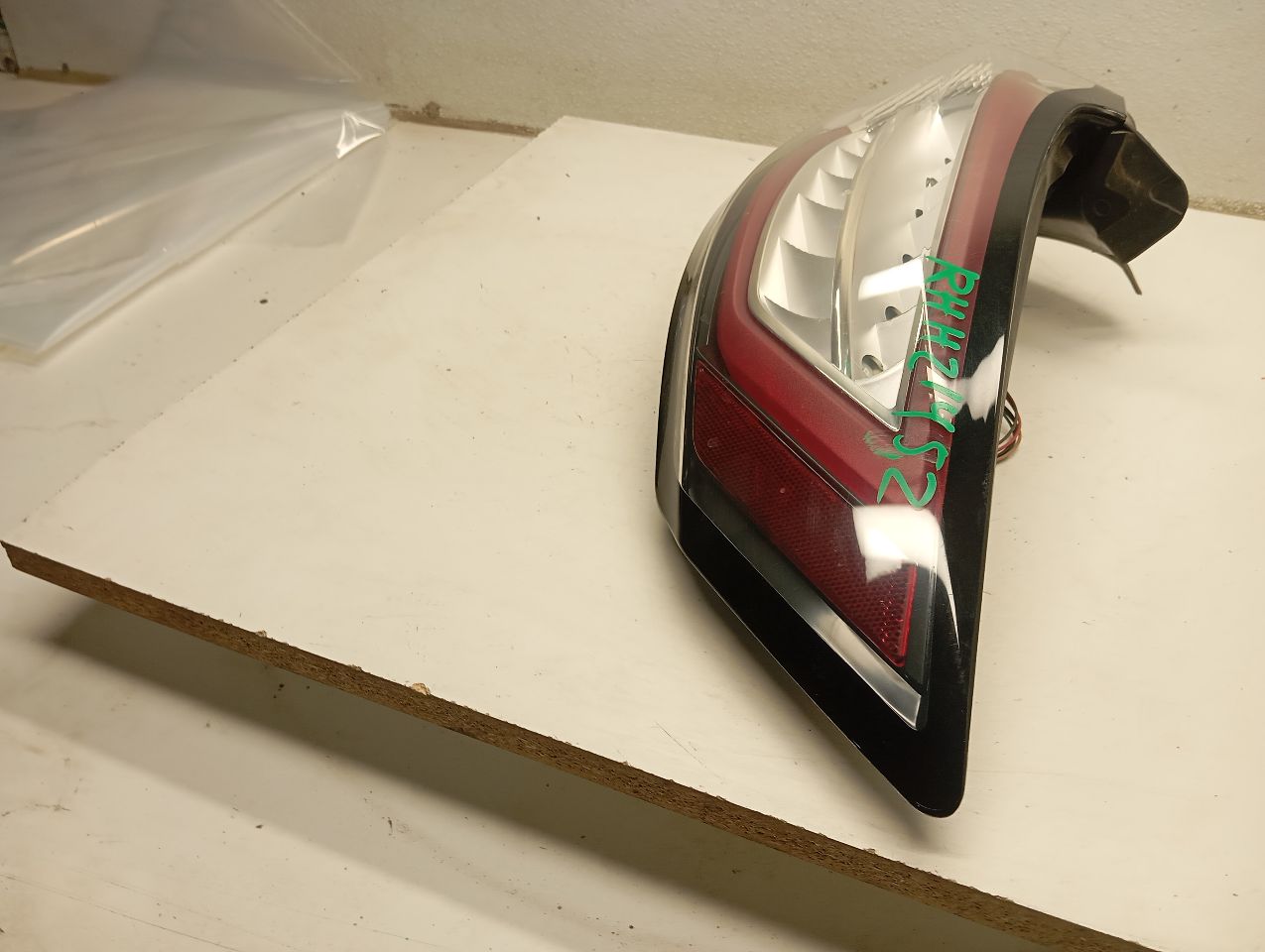 Part image 4