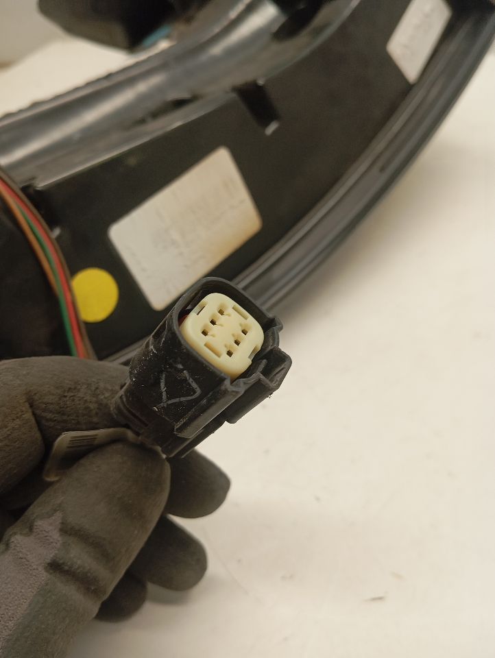 Part image 6