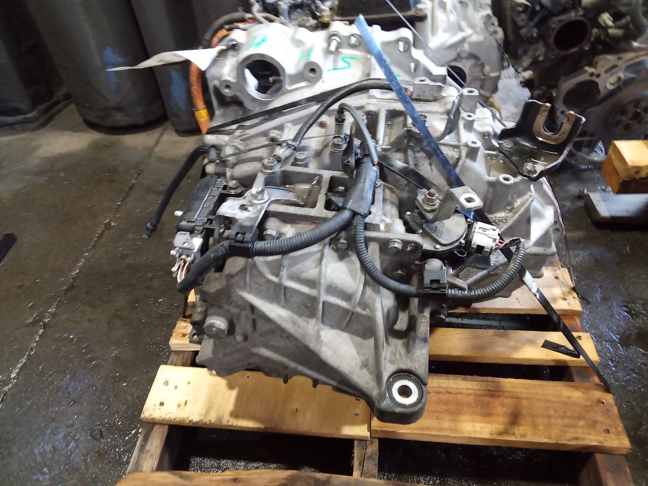 Part image 3