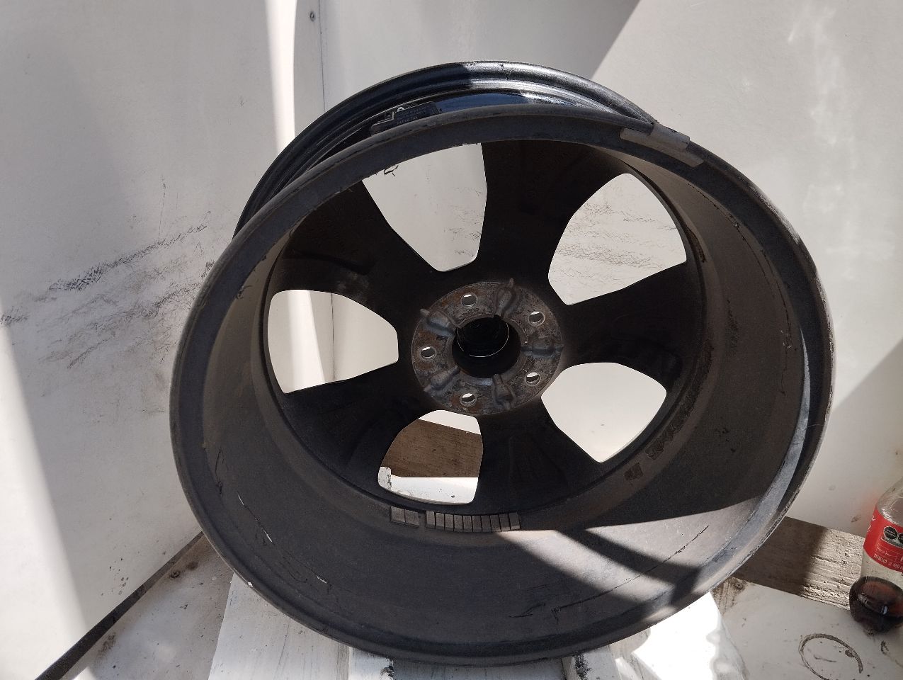 Part image 3