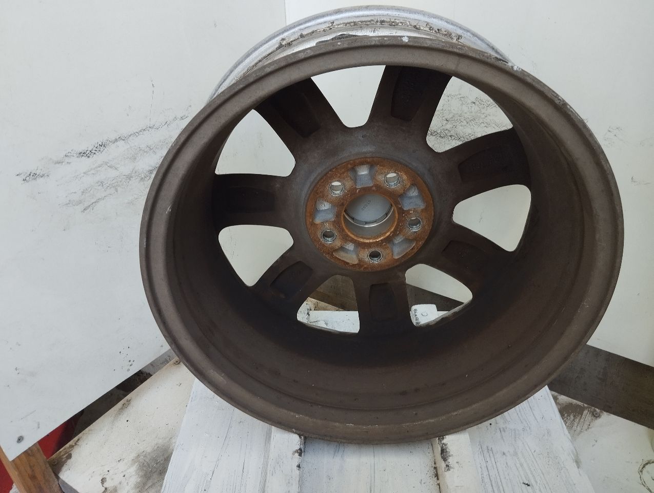Part image 3
