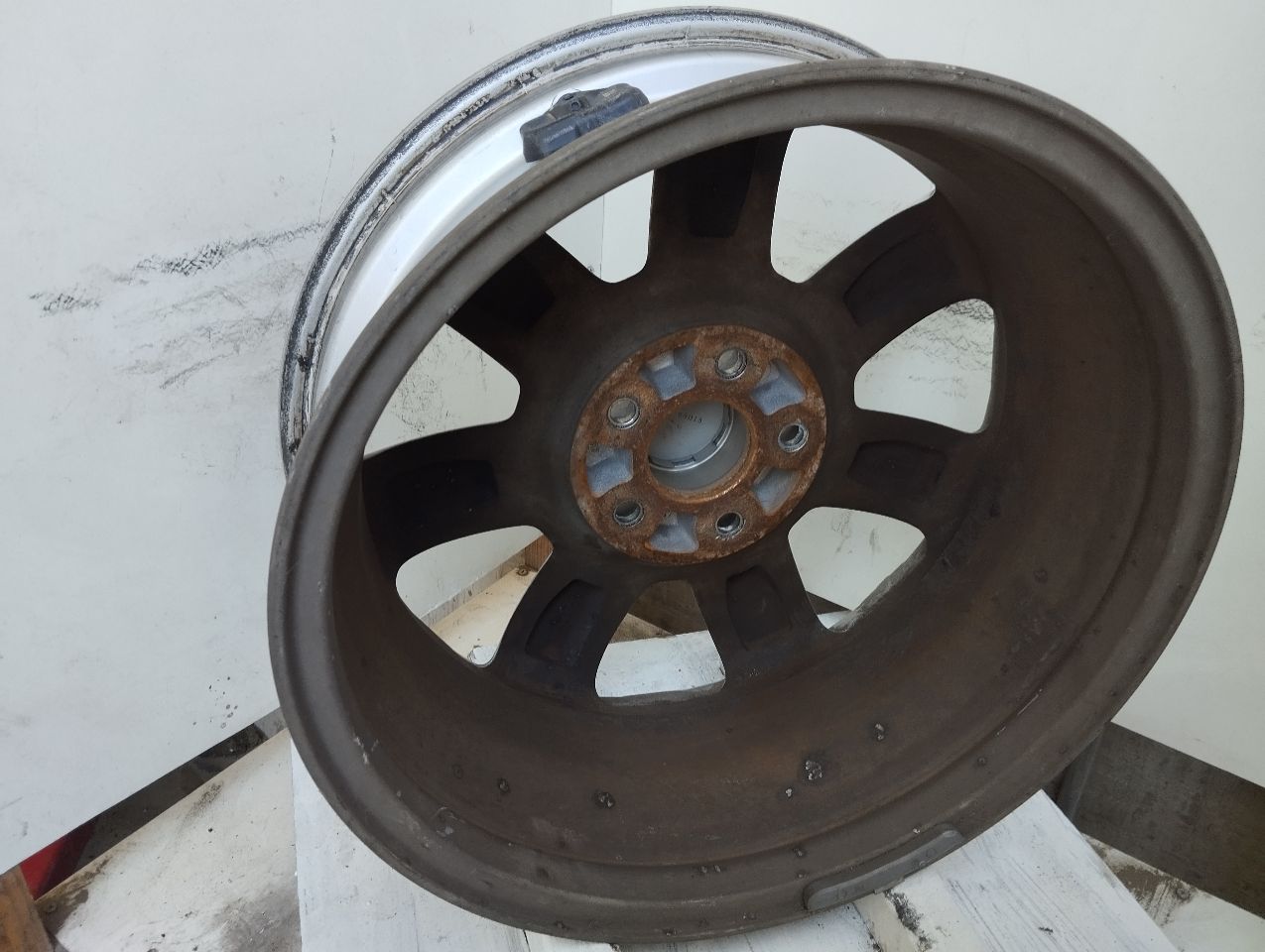 Part image 3