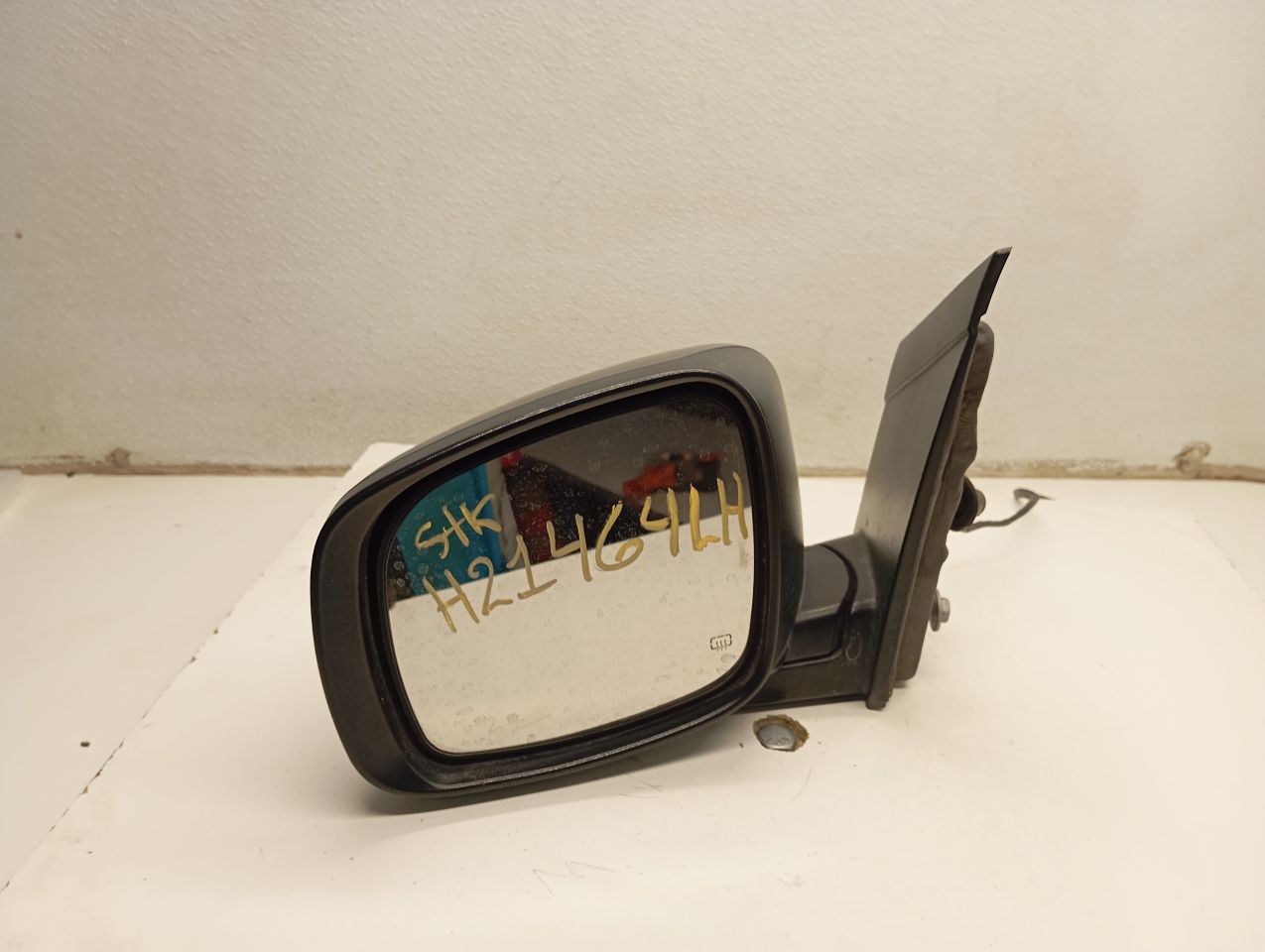 Part image 6