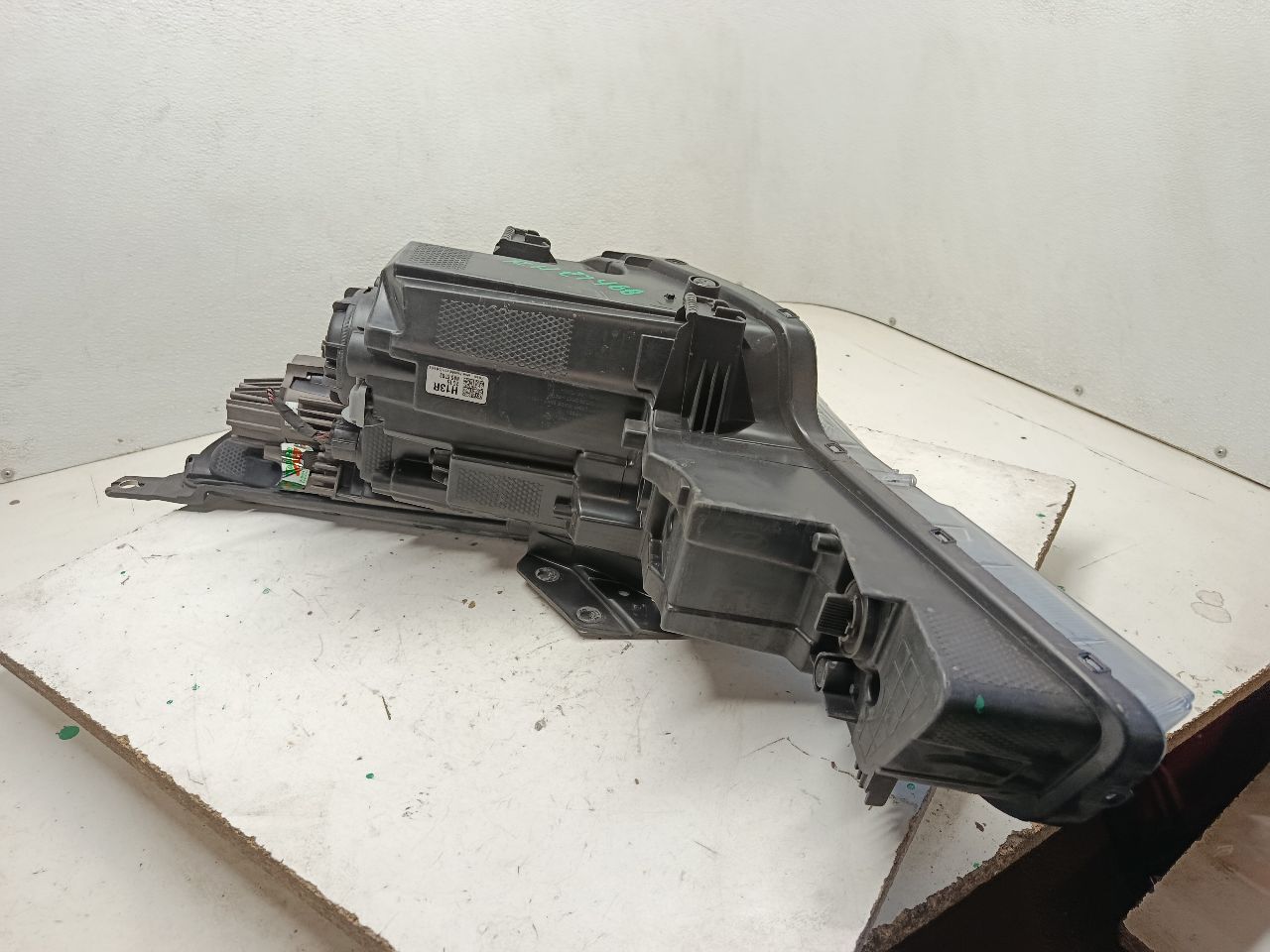 Part image 9