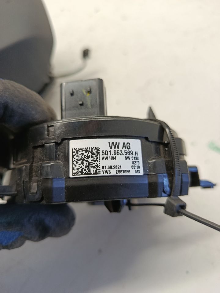 Part image 8