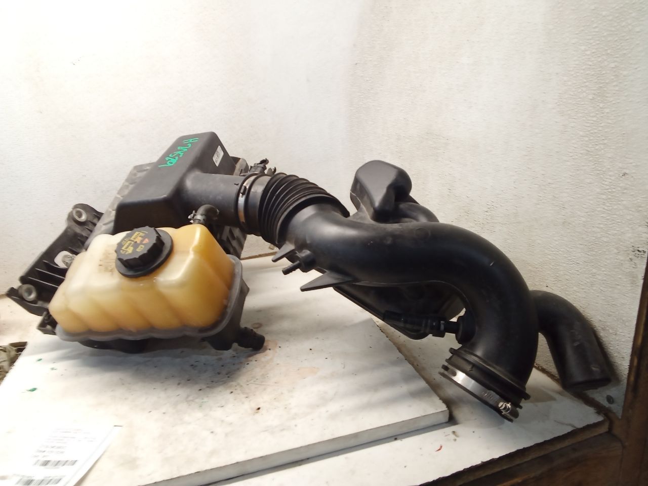 Part image 3