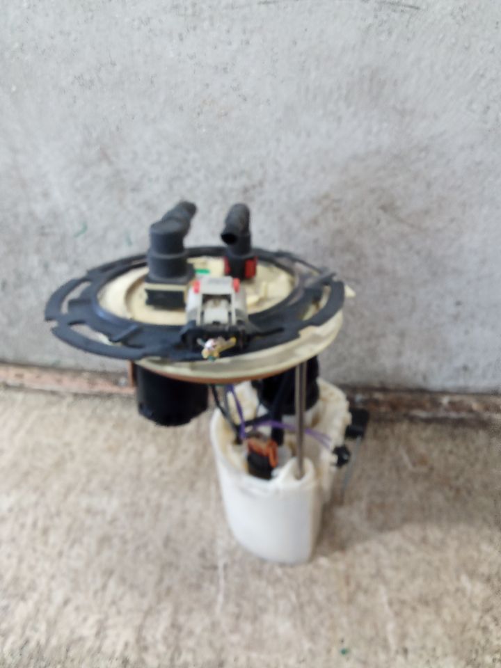 Part image 9