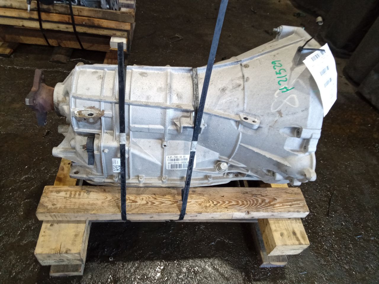 Part image 3