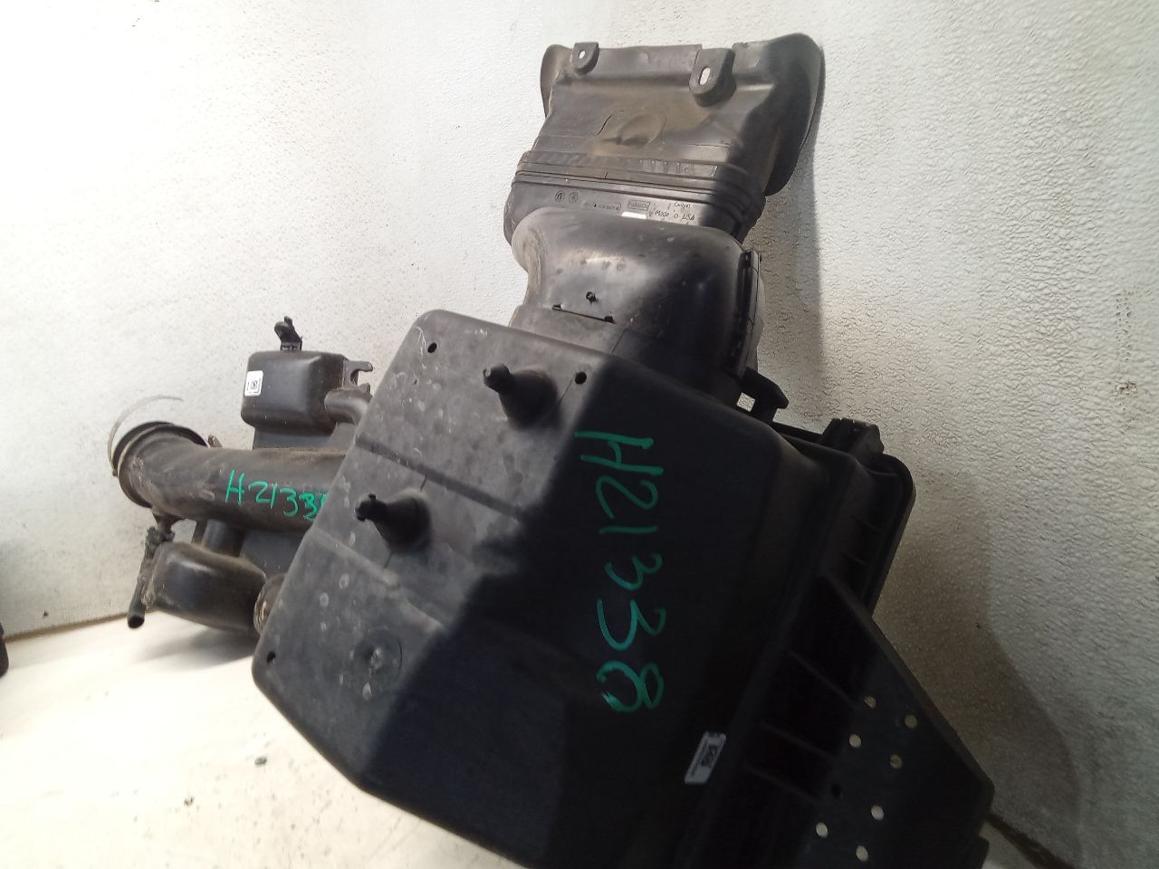 Part image 3