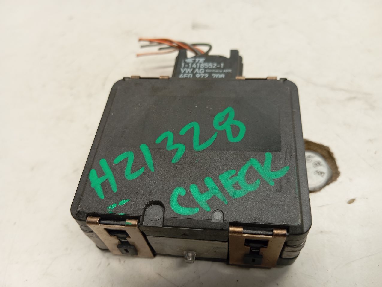 Part image 5