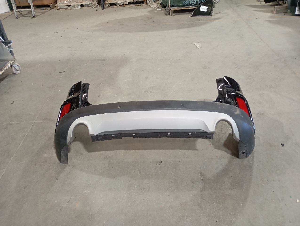 Part image 2
