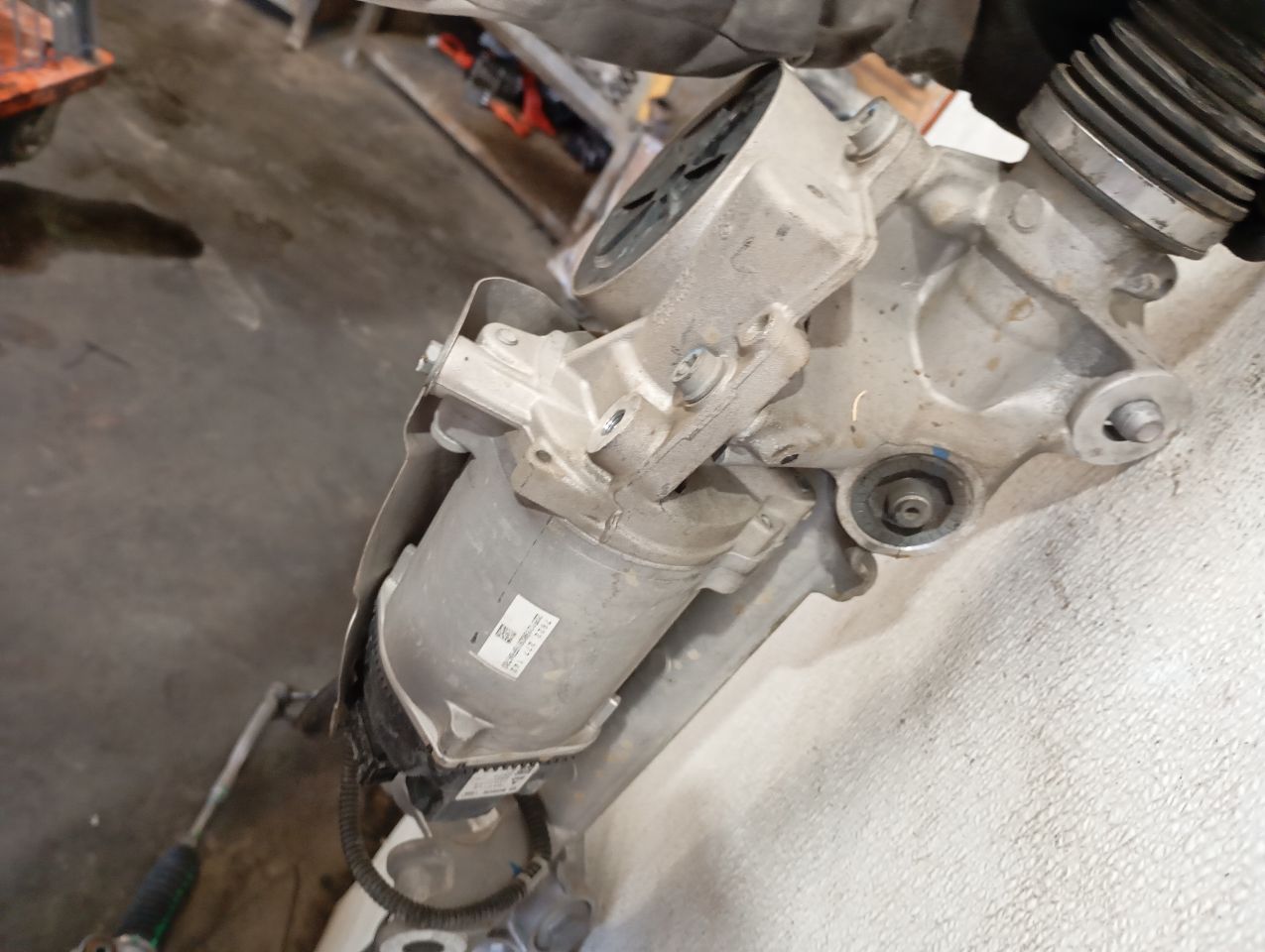 Part image 8