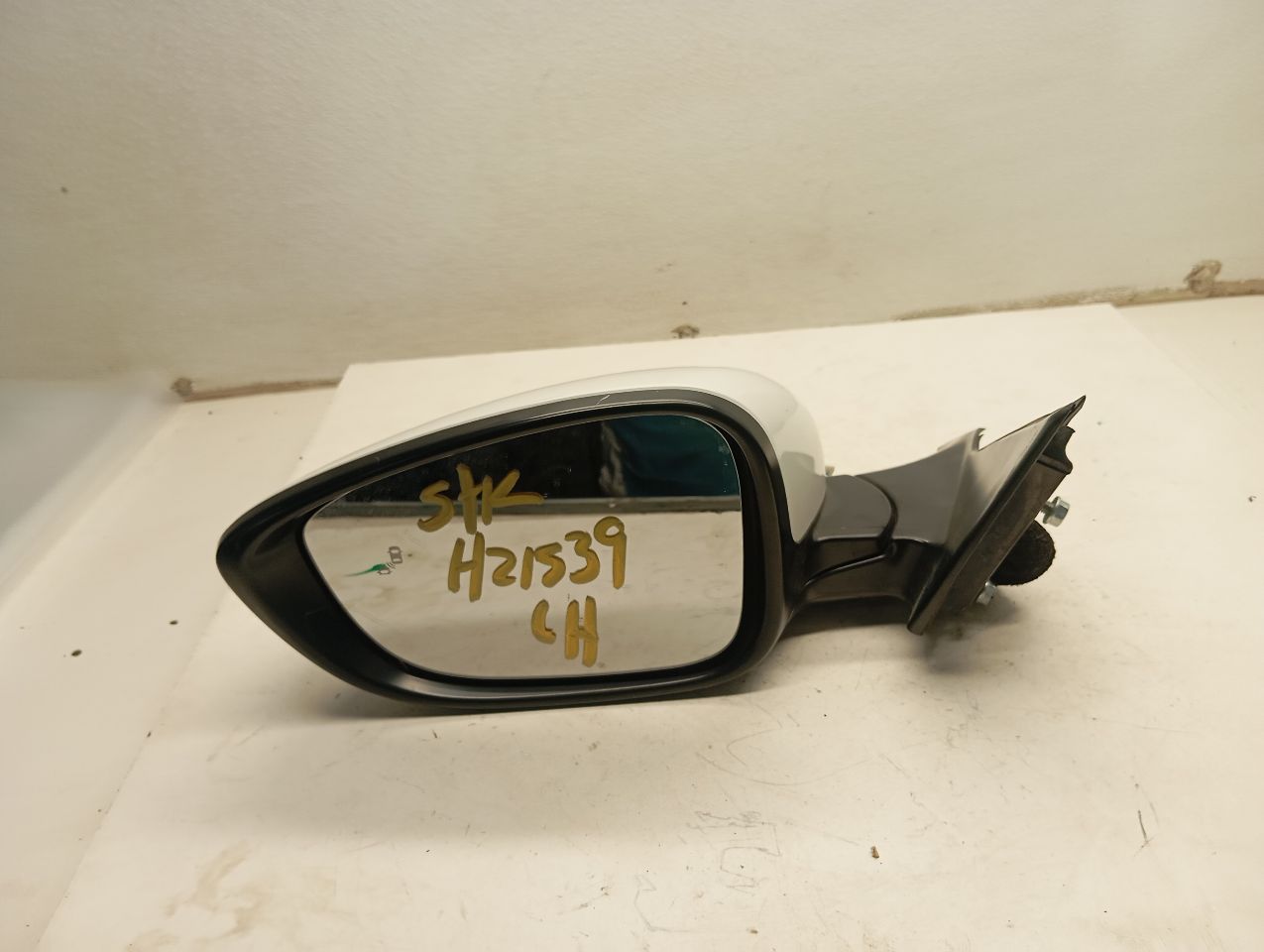 Part image 1