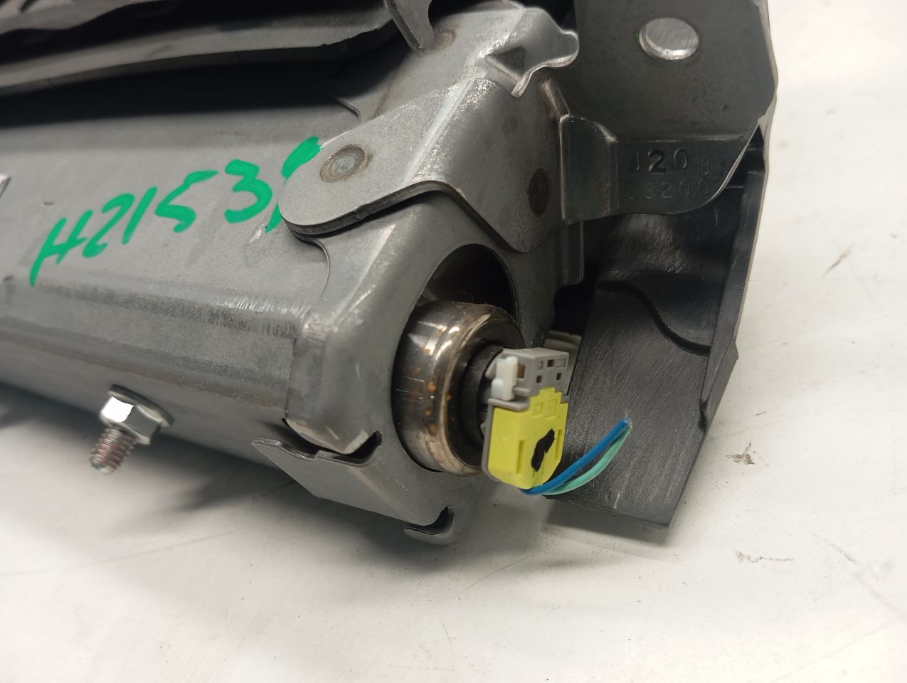 Part image 4
