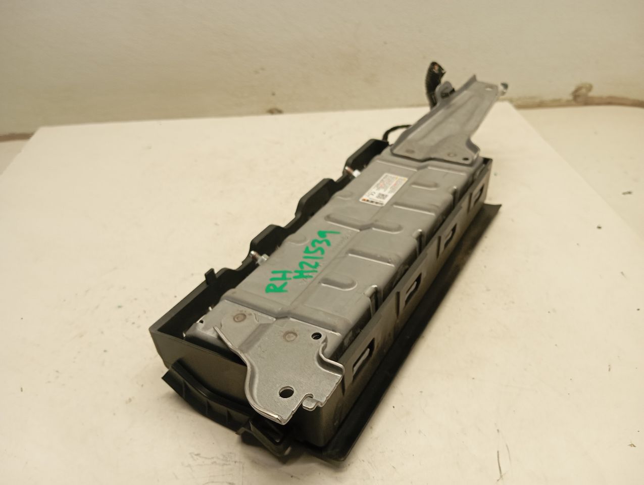Part image 2