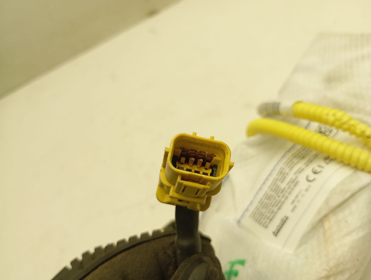 Part image 3