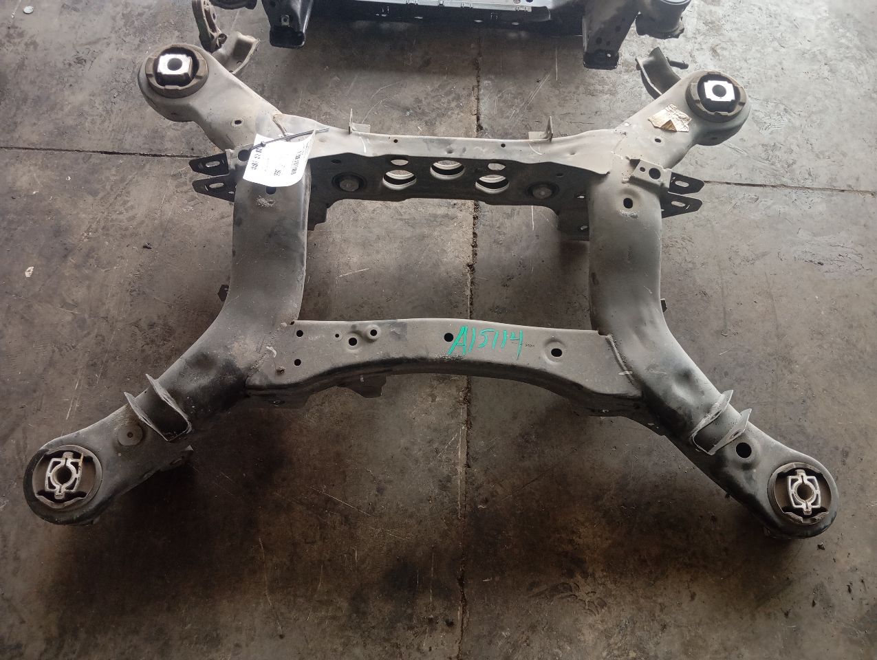 Part image 3