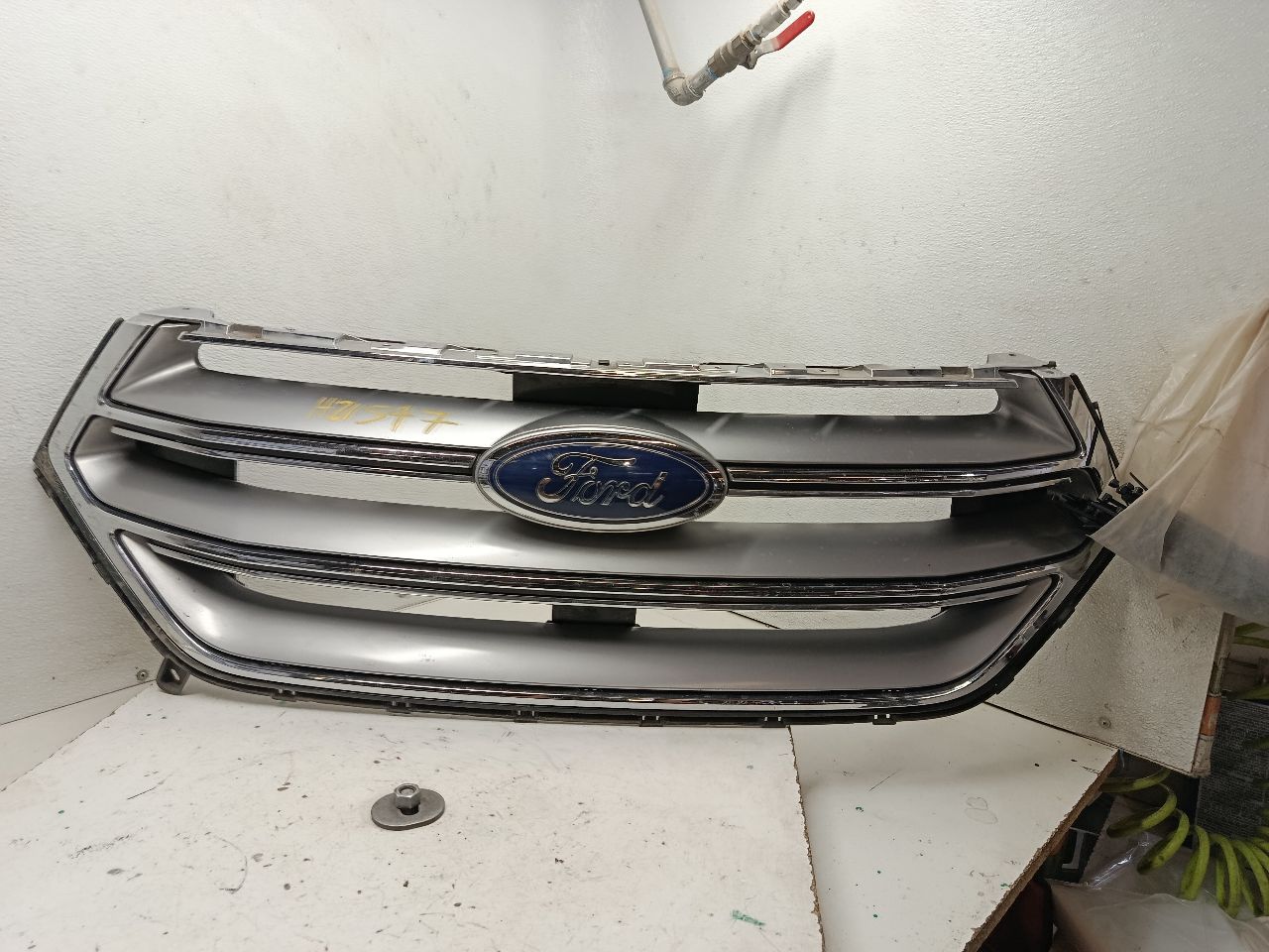 2017 Ford EDGE Grille