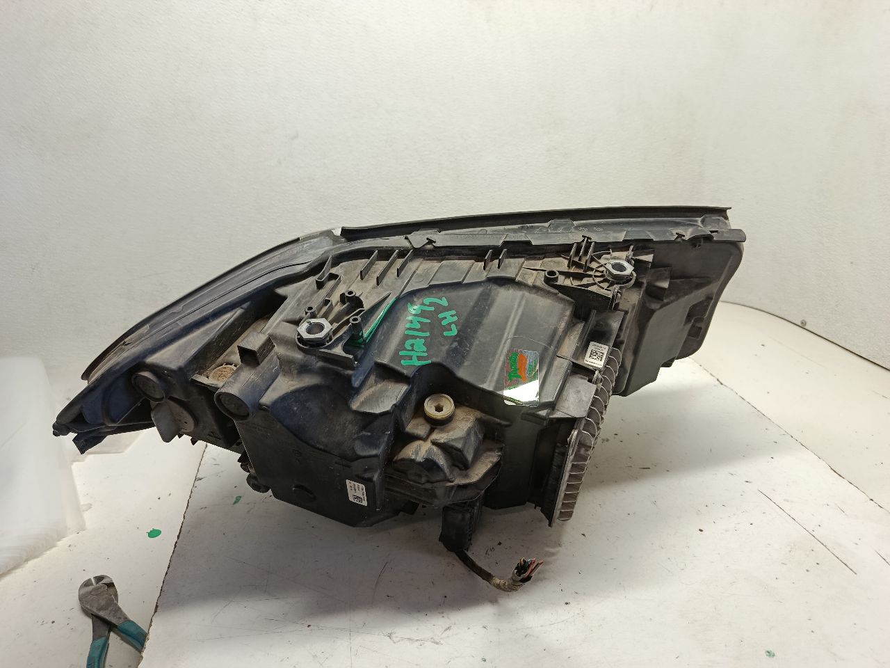 Part image 4