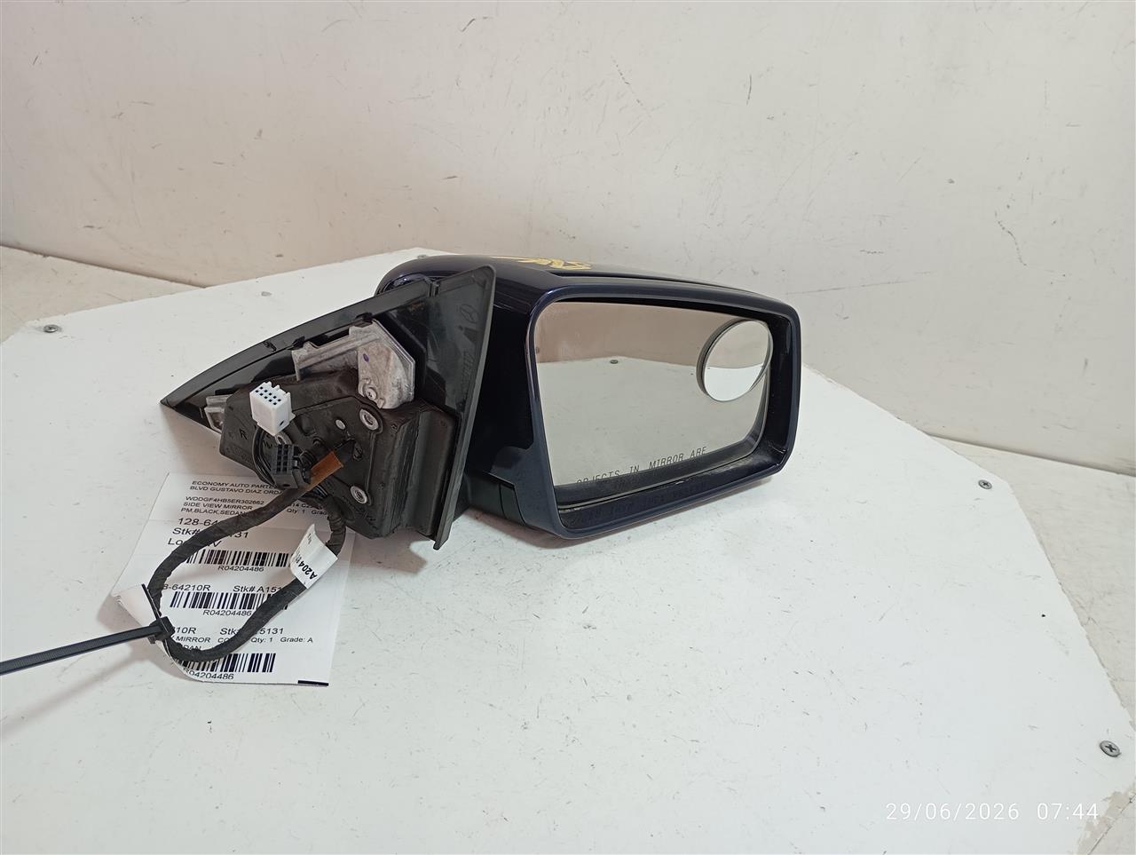 Part image 3