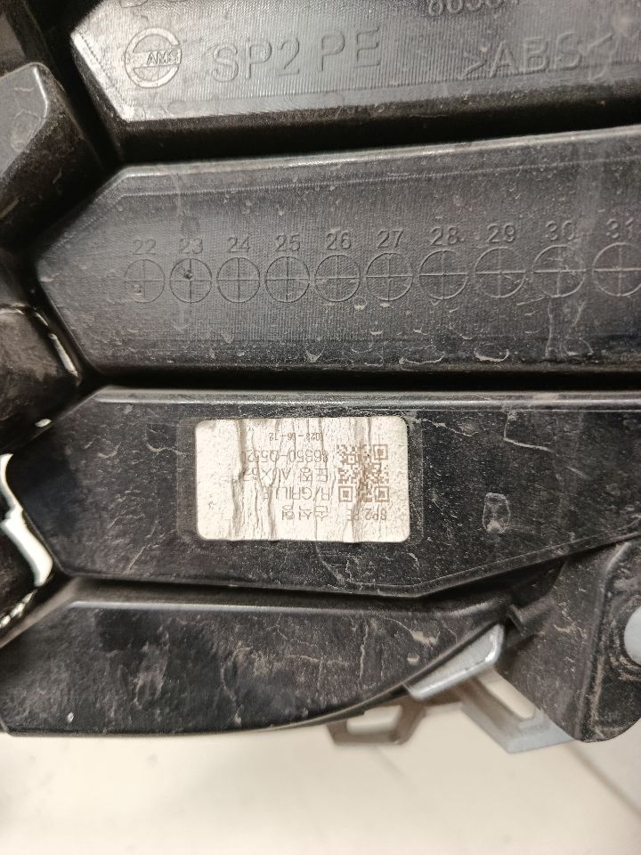 Part image 6