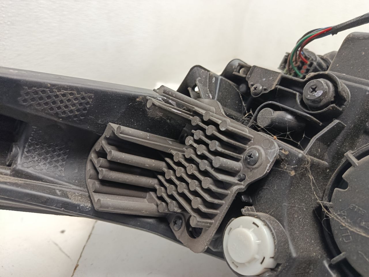 Part image 7