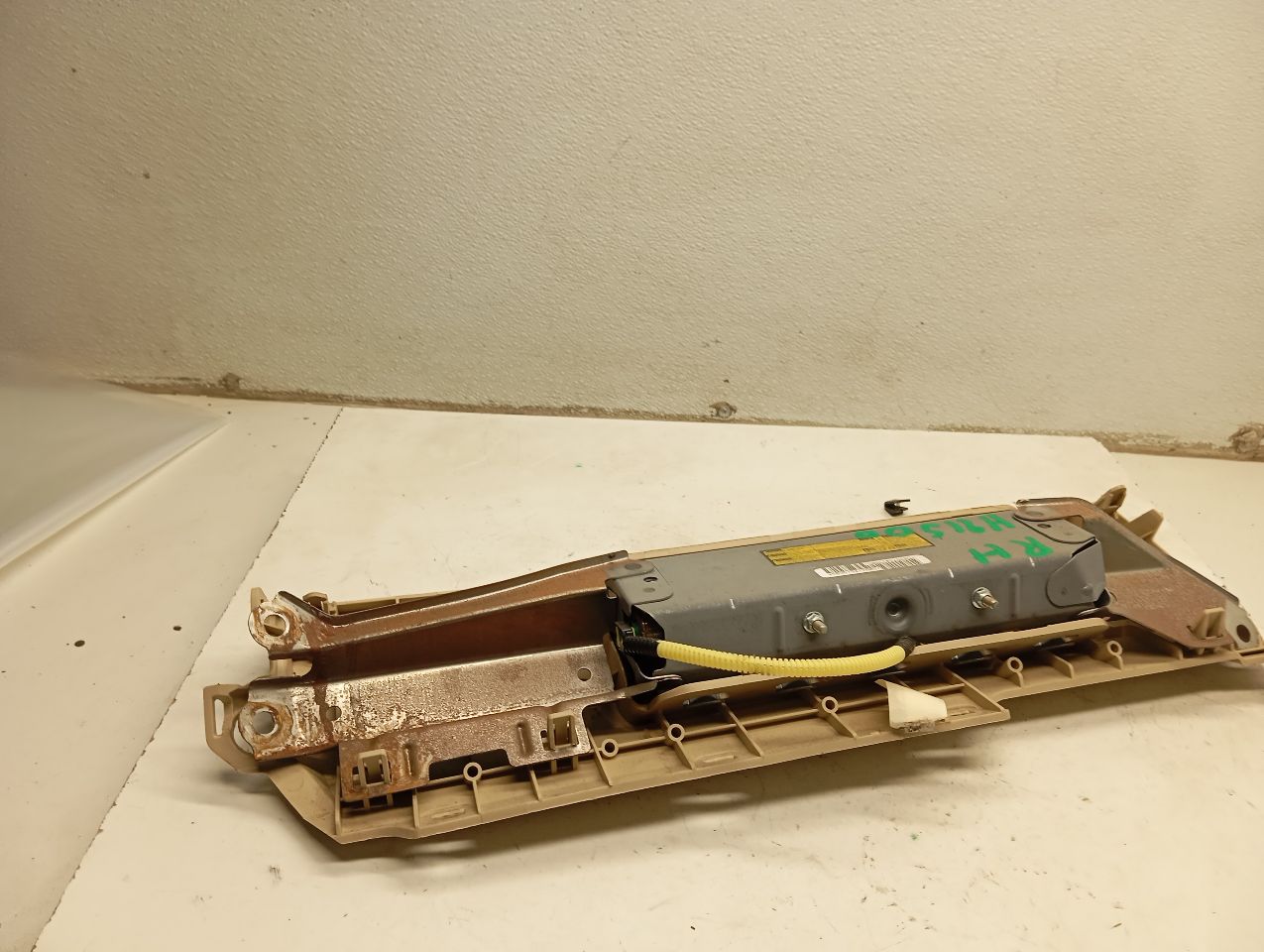 Part image 3