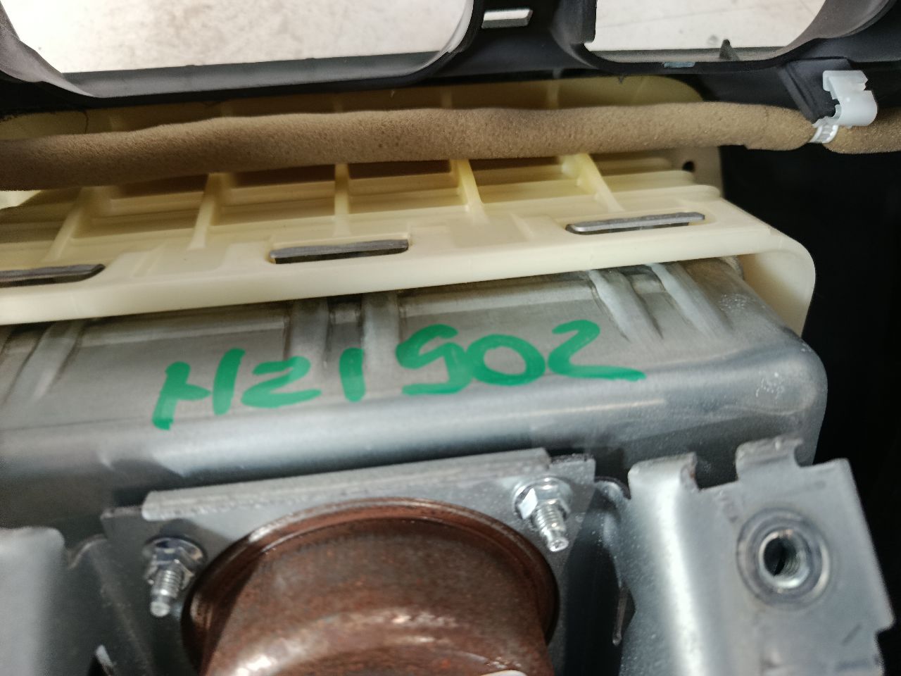 Part image 8