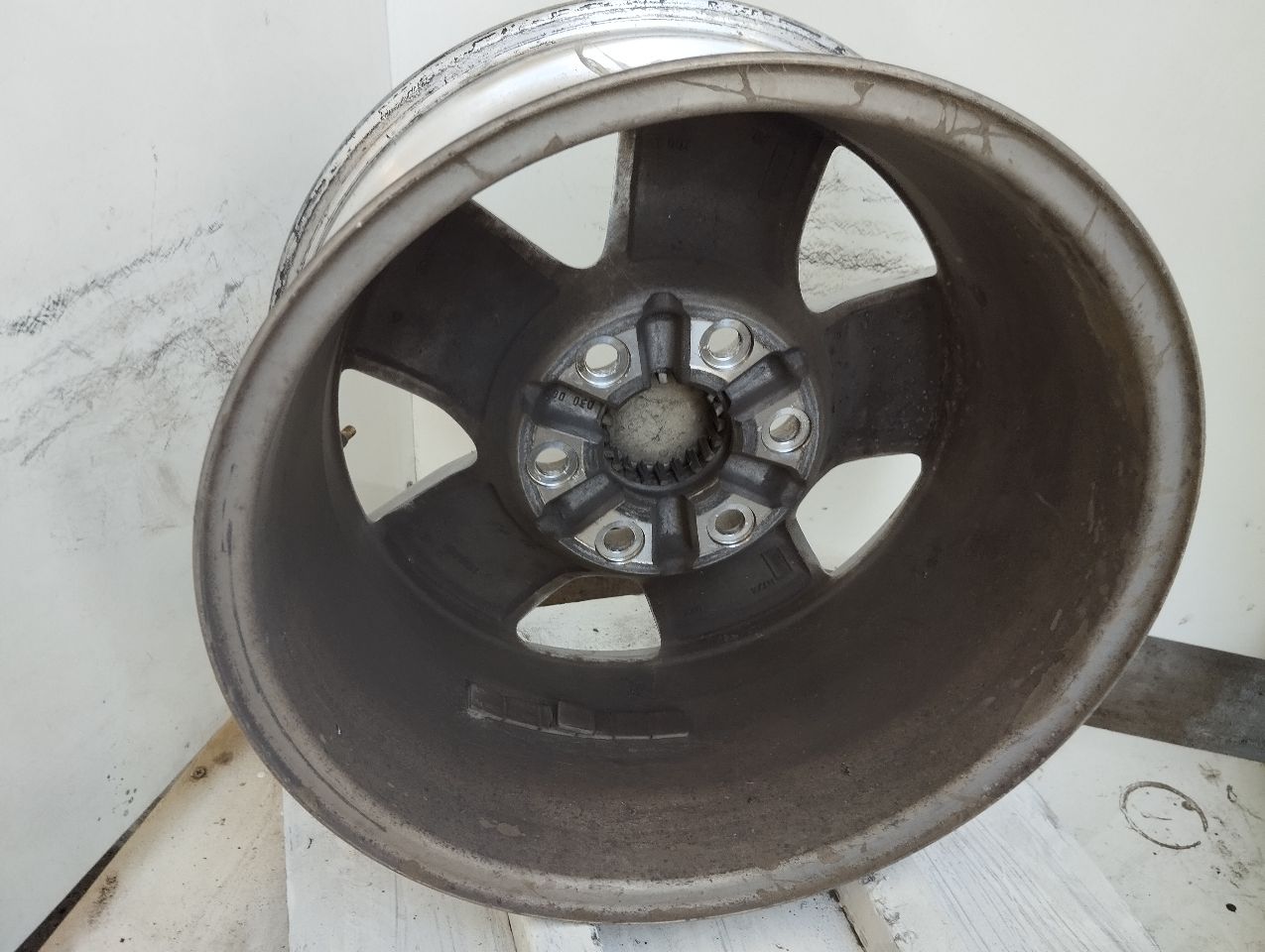 Part image 3