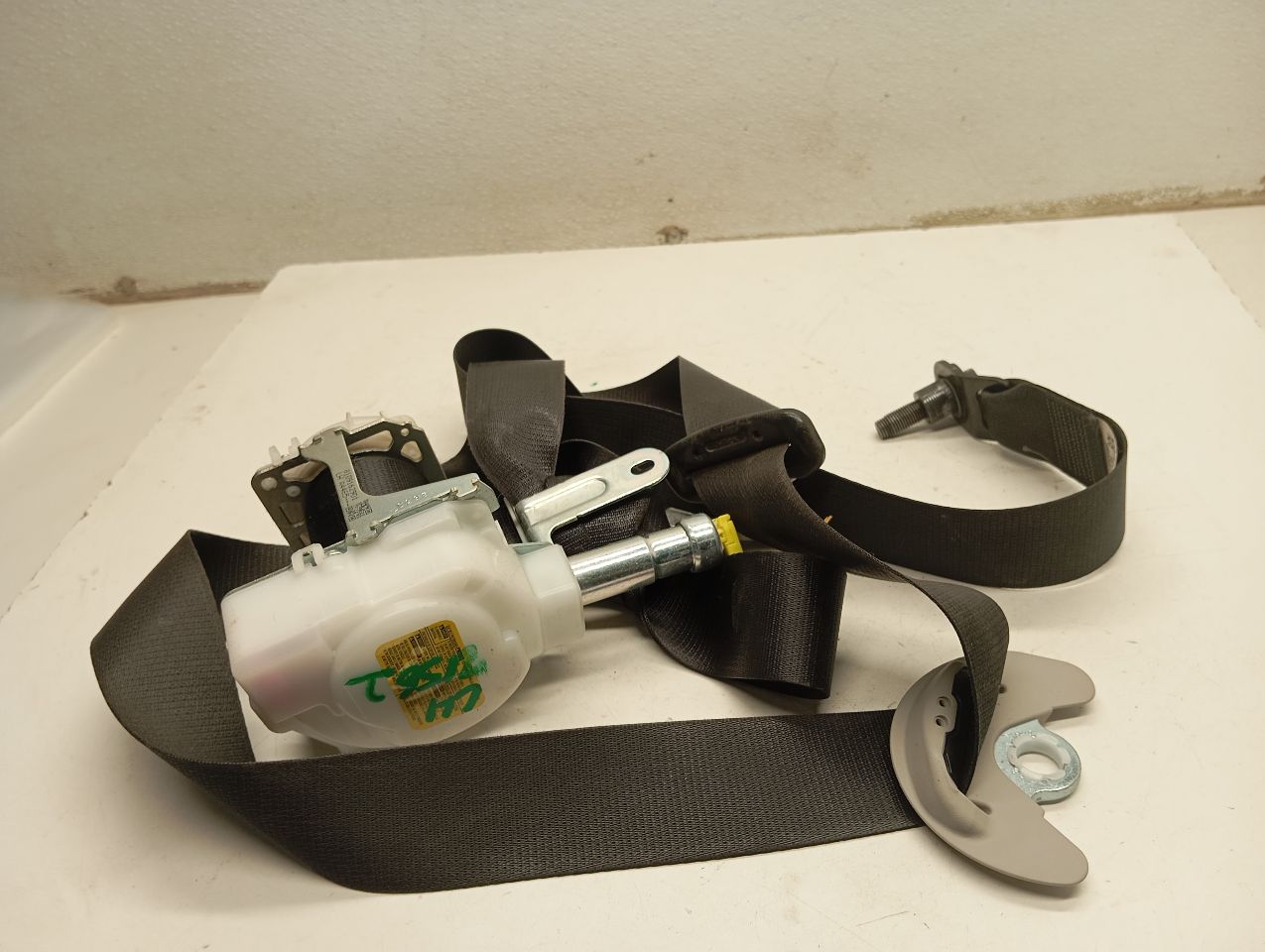 2018 Toyota TACOMA Seat Belt, Front