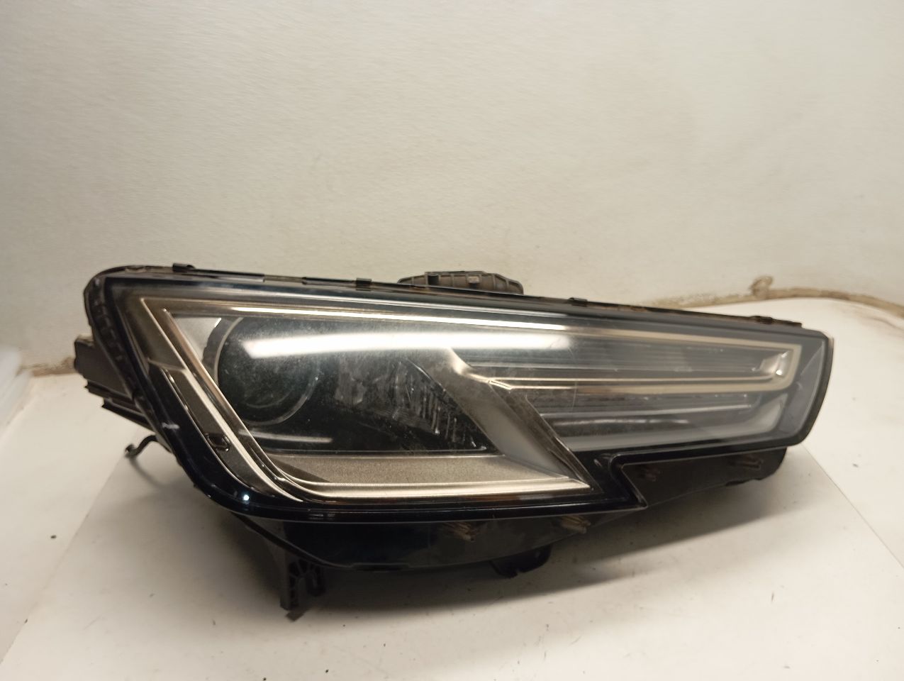 2017 Audi AUDI A4 Headlamp Assembly