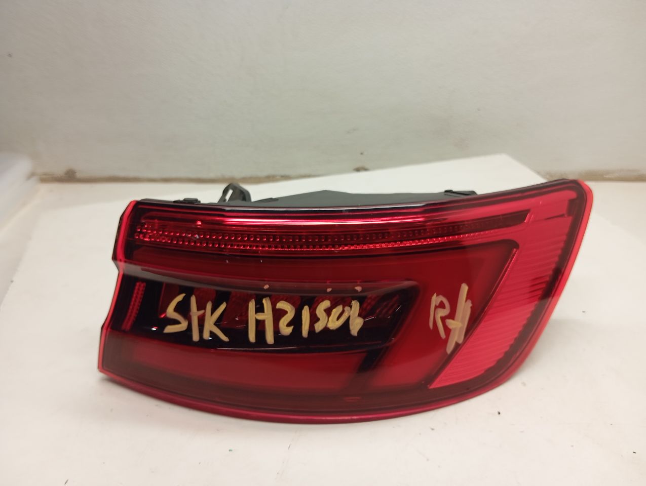 2017 Audi AUDI A4 Tail Lamp