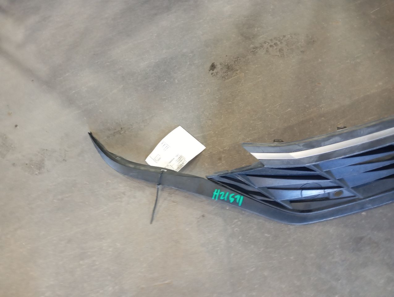 Part image 9