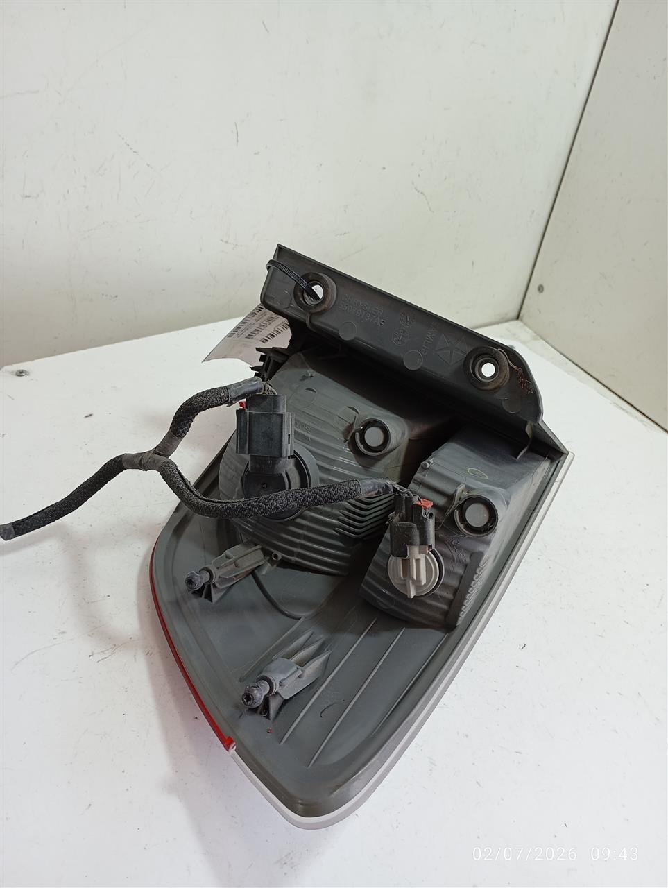 Part image 3