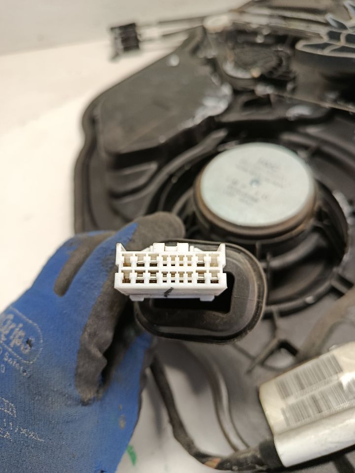 Part image 8