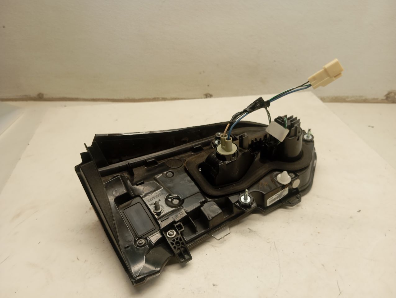 Part image 4